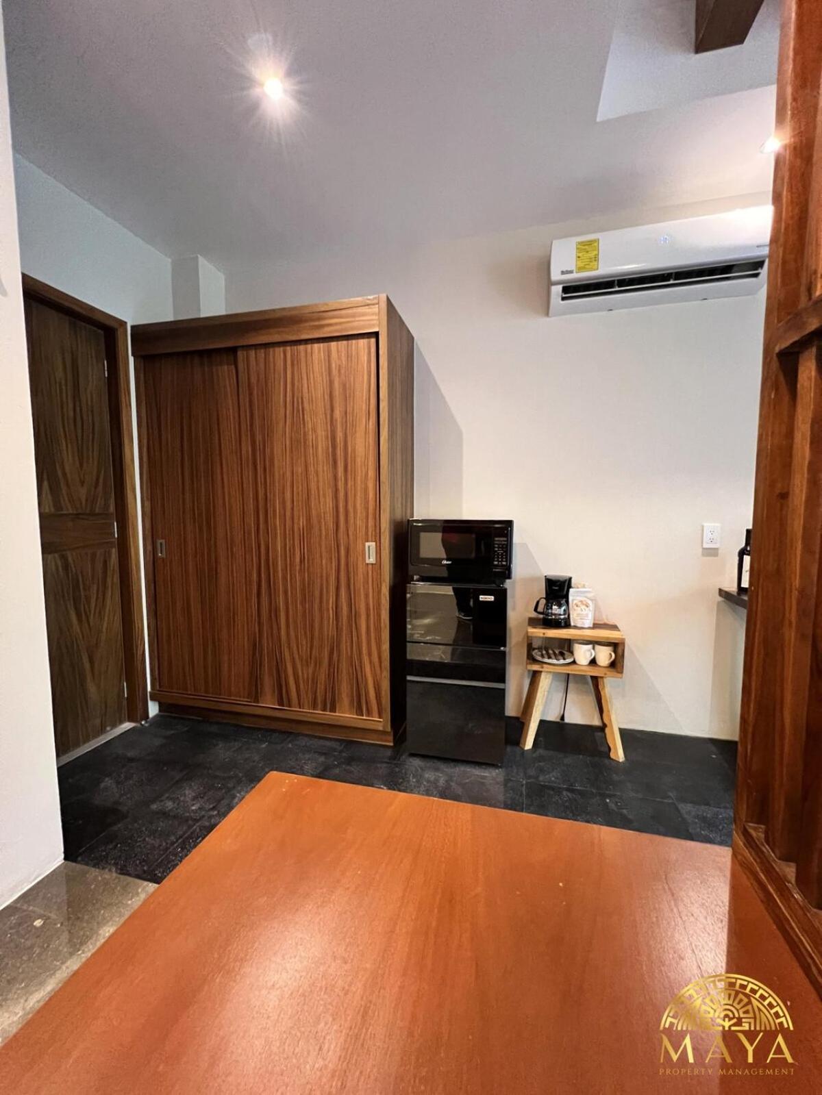 Adora H-05 1br Apartamento *